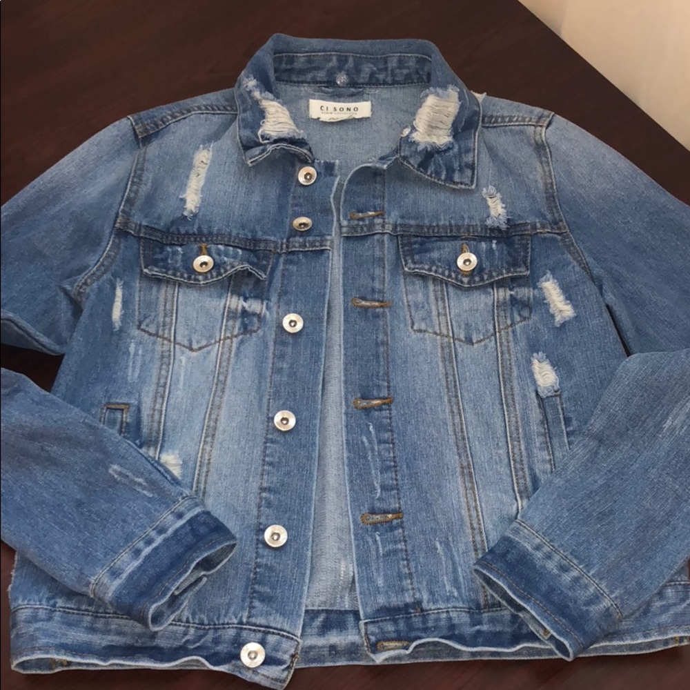median wash jean jacket